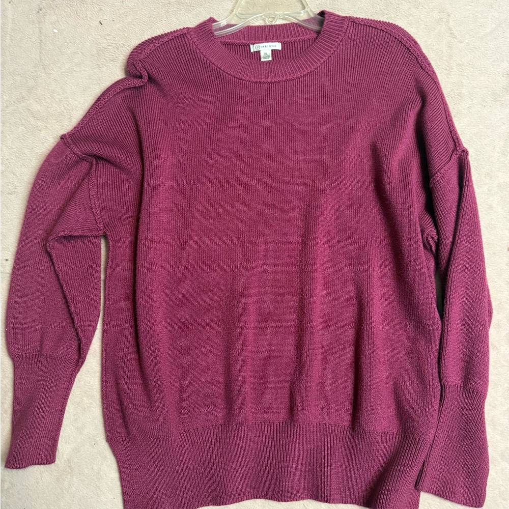 Versona Rich Berry Crew Neck Sweater